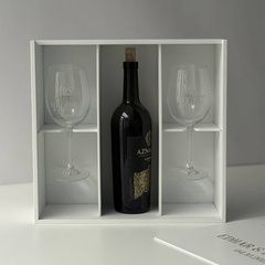 Капсула часу на три відділи для келихів і пляшки