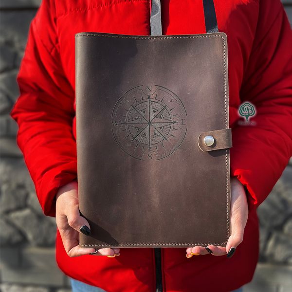 Leather document folder with "Compass Rose" engraving