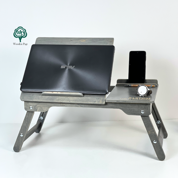 Стол для ноутбука с именной гравировкой
