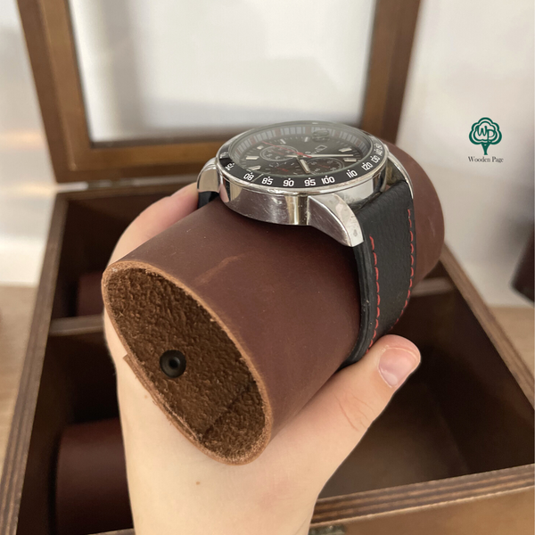Дерев'яна шкатулка для наручного годинника зі шкіряною подушкою