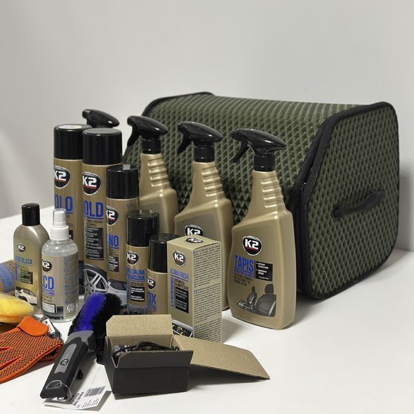 Car organizer with a set of car chemicals "Pro Expert" 1