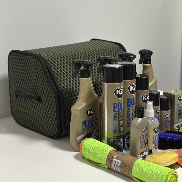 Car organizer with a set of car chemicals "Pro Expert" 1