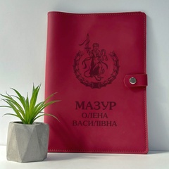 Leather document folder as a gift for a woman lawyer
