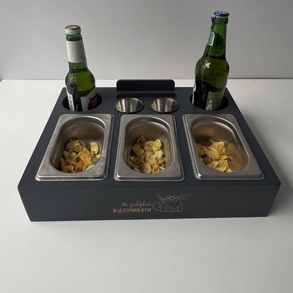 Beer box with engraving for a man