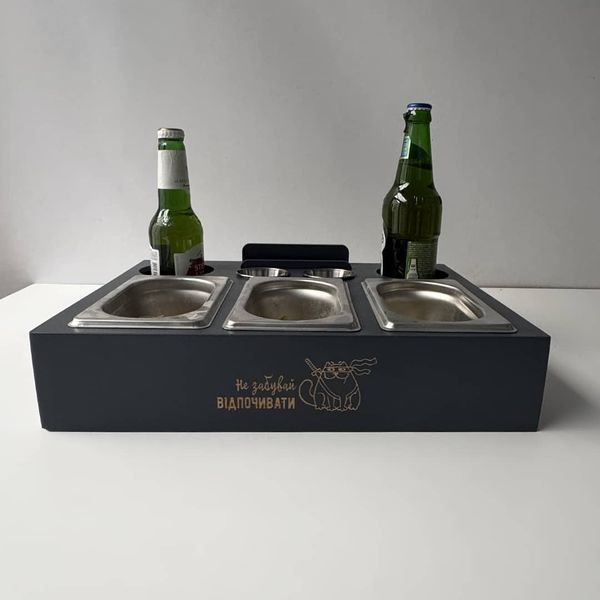 Beer box with engraving for a man