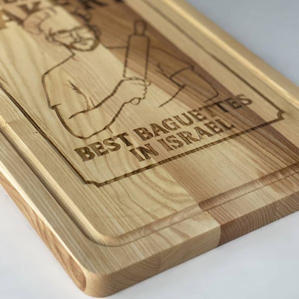 Engraved Kitchen Board as a Gift for a Baker