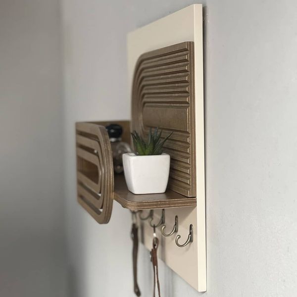 Designer key holder with shelf in trendy colors