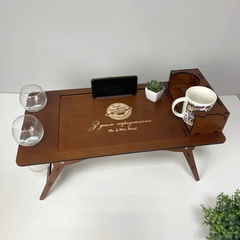 Tray with wooden legs for a gift