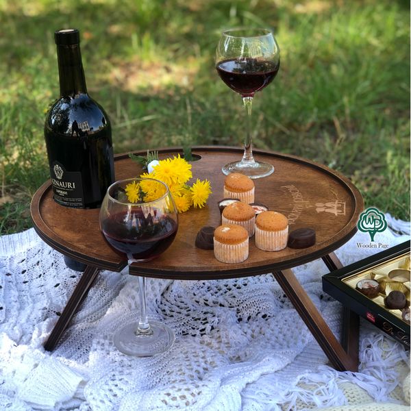 Wine table for two glasses