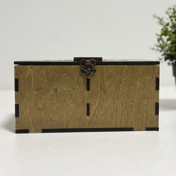 Gift set of whiskey glasses with engraving in a wooden box