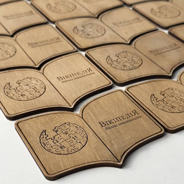 Branded wooden magnets