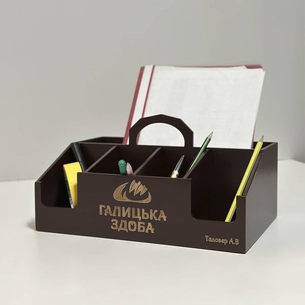 Stationery stand with company logo as a gift