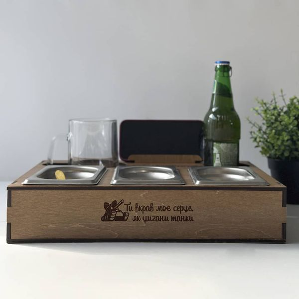 Beer tray with patriotic inscription