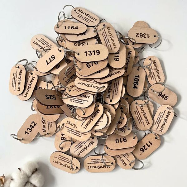 Дерев'яні брелоки для ключів з власним текстом