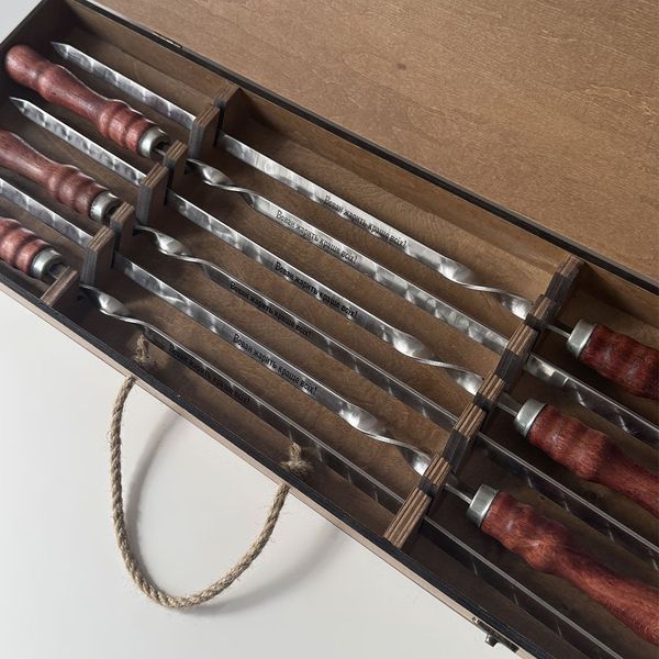 Set of 6 engraved skewers in a case