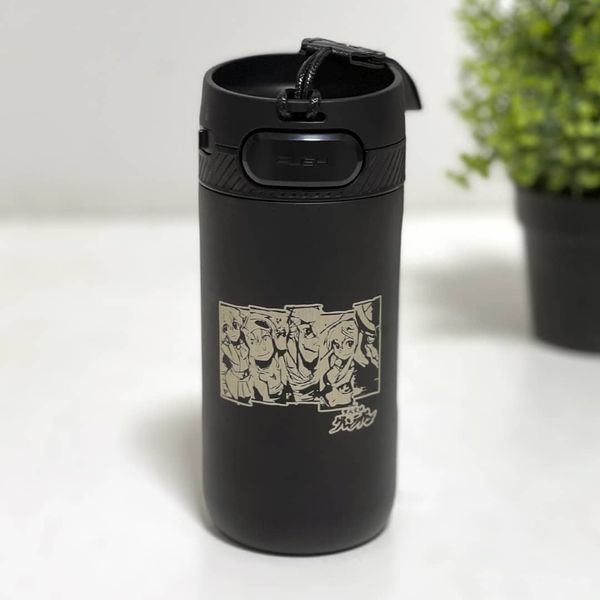 Thermal mug with anime style engraving