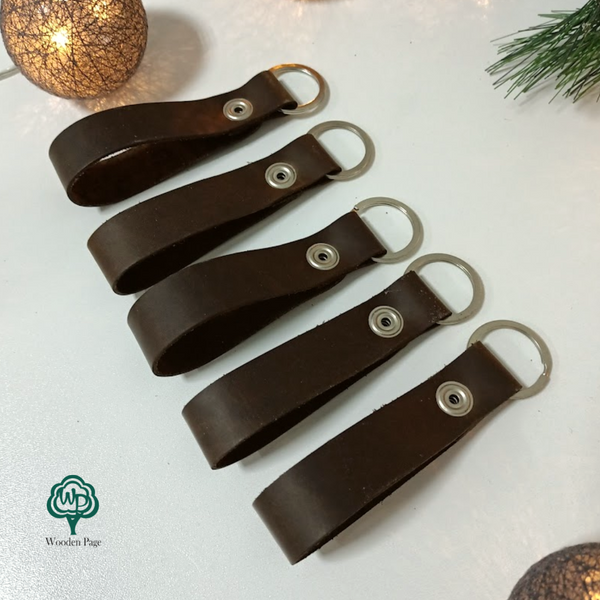 Keychain made of genuine leather as a gift for friends