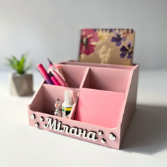 Personalized stationery stand for a girl