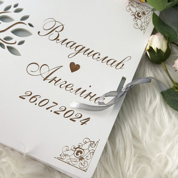 Wedding album for guests' wishes with engraving