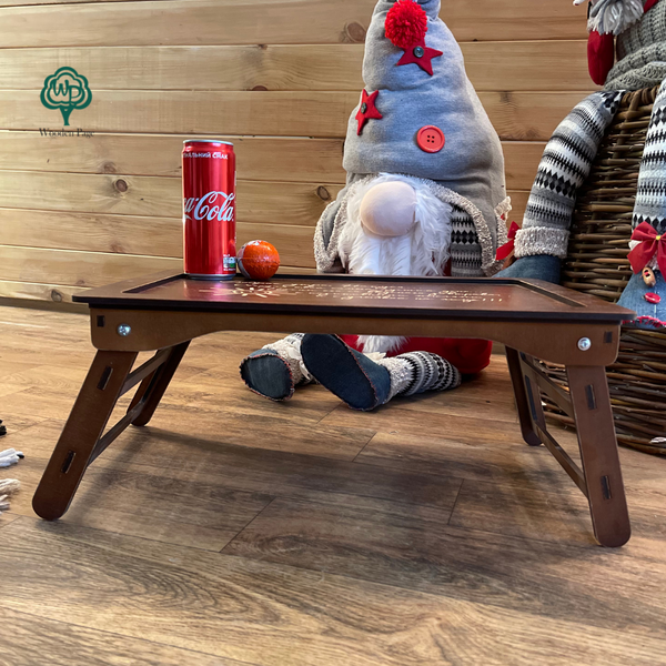 Раскладной стол из дерева на подарок с гравировкой