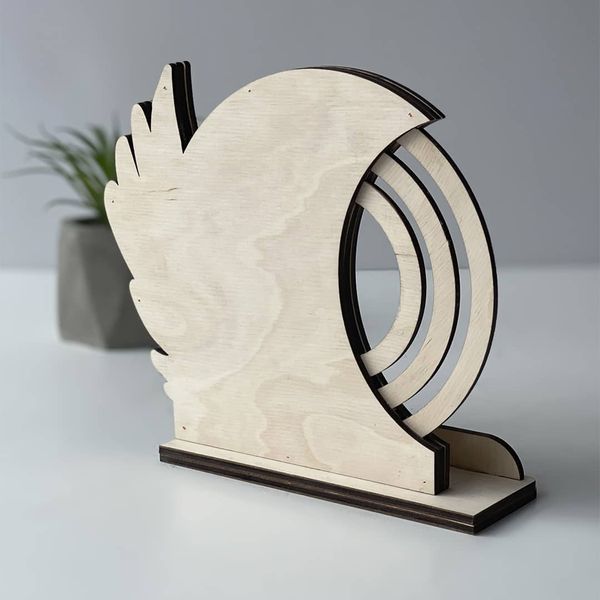 Eternal wooden calendar as a gift for the director