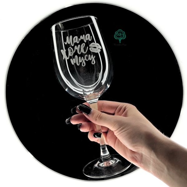 Engraved wine glass