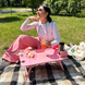 Стіл для пікніку в рожевому кольорі фото 1