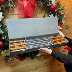 Шампура с деревянными ручками в подарочной коробке