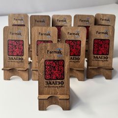 Подставка для телефона для фармацевтической компании