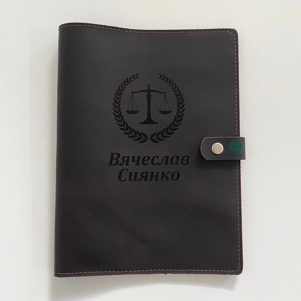 Personalized document folder made of genuine leather
