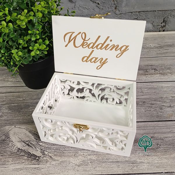 Wedding ring box with openwork