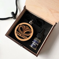 Flavor with car brand in wooden box